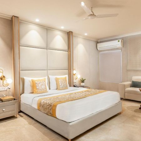 Hotel Aero Star By Star Group New Delhi Exterior photo