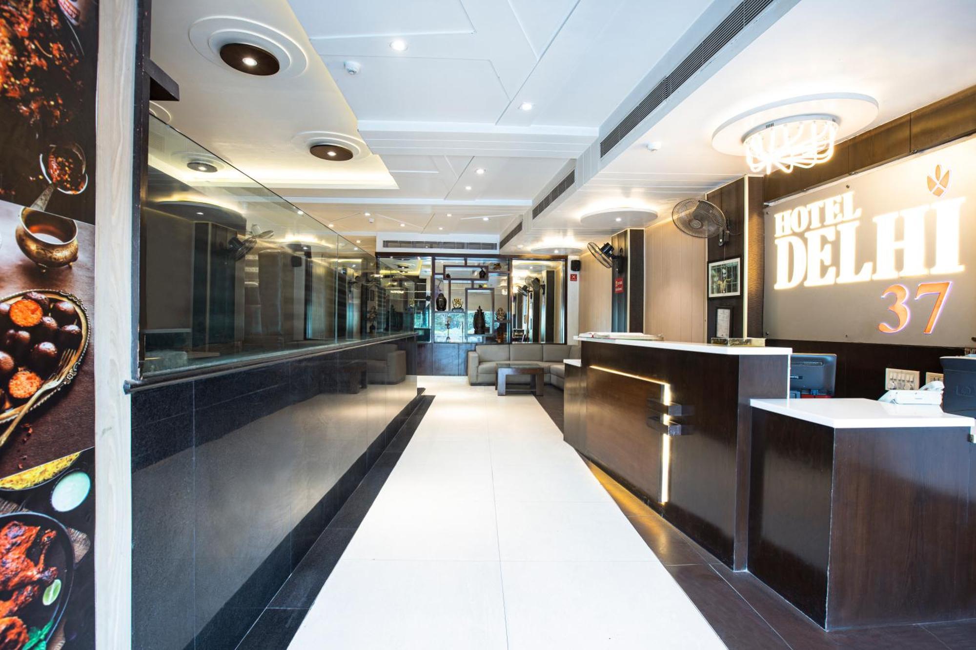 Hotel Aero Star By Star Group New Delhi Exterior photo