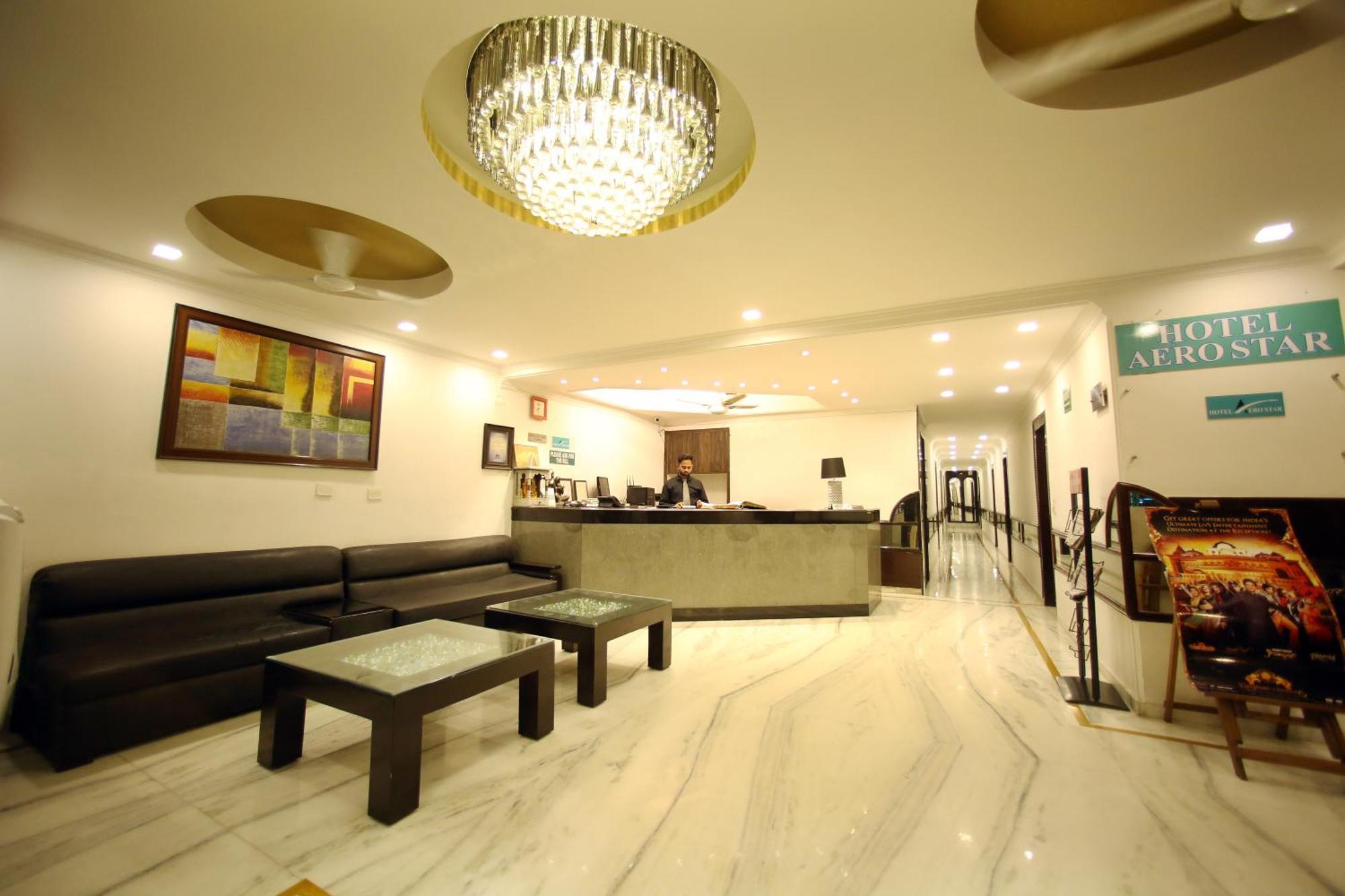 Hotel Aero Star By Star Group New Delhi Exterior photo